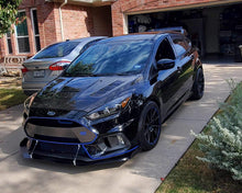 SEIBON Carbon Hood Carbon Fiber TV-Style Focus ST/RS 2015+