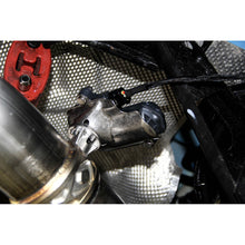 AWE Cat-Back Exhaust System SwitchPath With Chrome Silver Tips And SwitchPath Remote Pair Focus RS 2016+